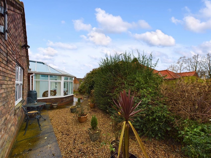 Images for Walnut Grove, Nafferton, Driffield EAID:wooleyapi BID:1