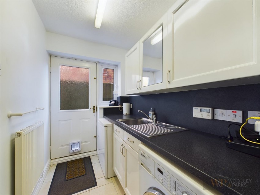 Images for Fern Close, Driffield EAID:wooleyapi BID:1