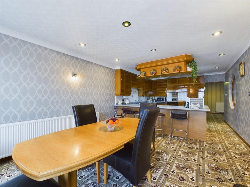 Images for Hornsea Road, Skipsea, Driffield EAID:wooleyapi BID:1