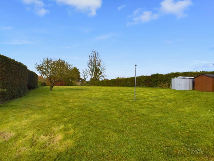 Images for Hornsea Road, Skipsea, Driffield EAID:wooleyapi BID:1