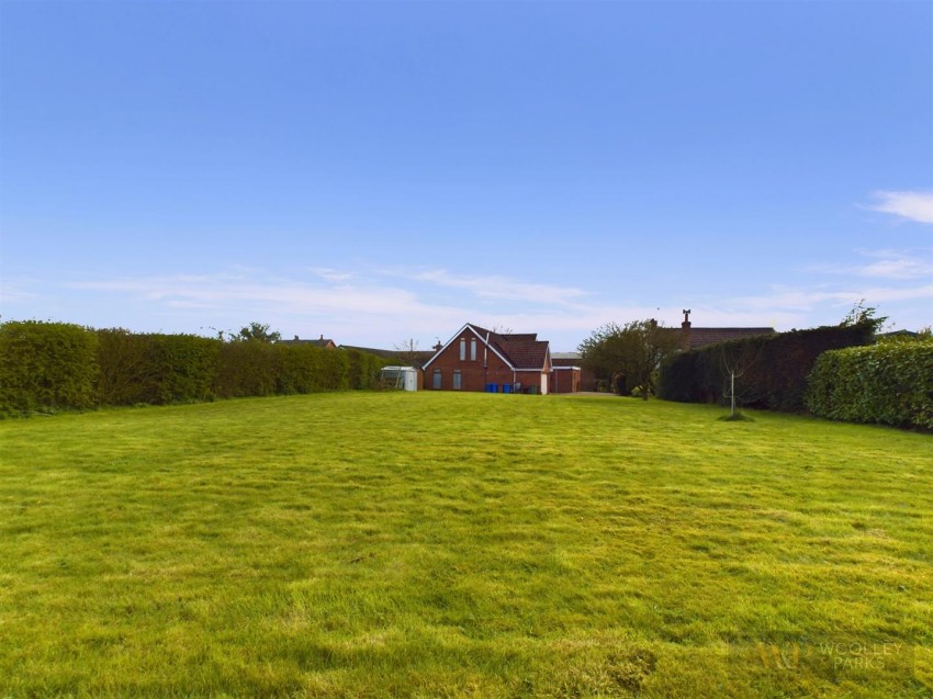 Images for Hornsea Road, Skipsea, Driffield EAID:wooleyapi BID:1