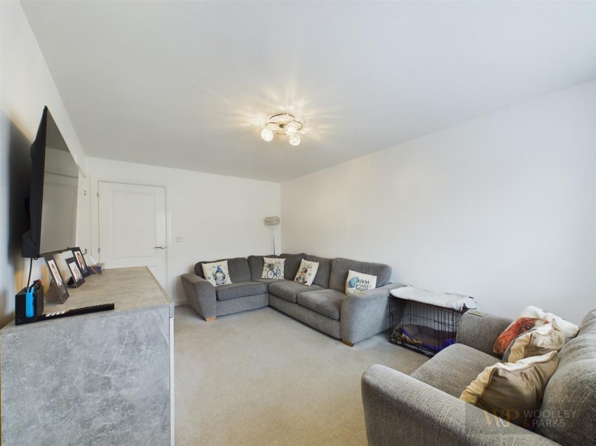 Images for Berriman Drive, Driffield EAID:wooleyapi BID:1