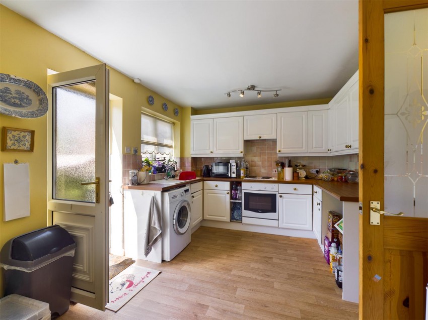 Images for Reedsway, Brandesburton, Driffield EAID:wooleyapi BID:1