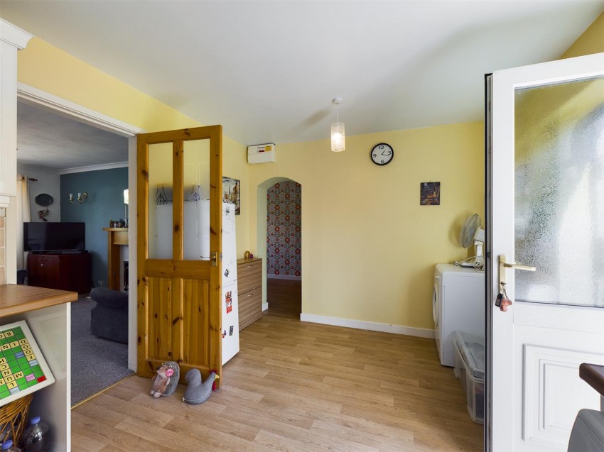 Images for Reedsway, Brandesburton, Driffield EAID:wooleyapi BID:1