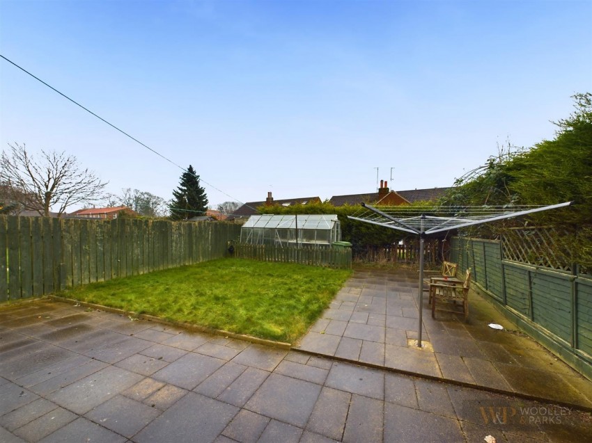 Images for Maple Walk, Brandesburton, Driffield EAID:wooleyapi BID:1